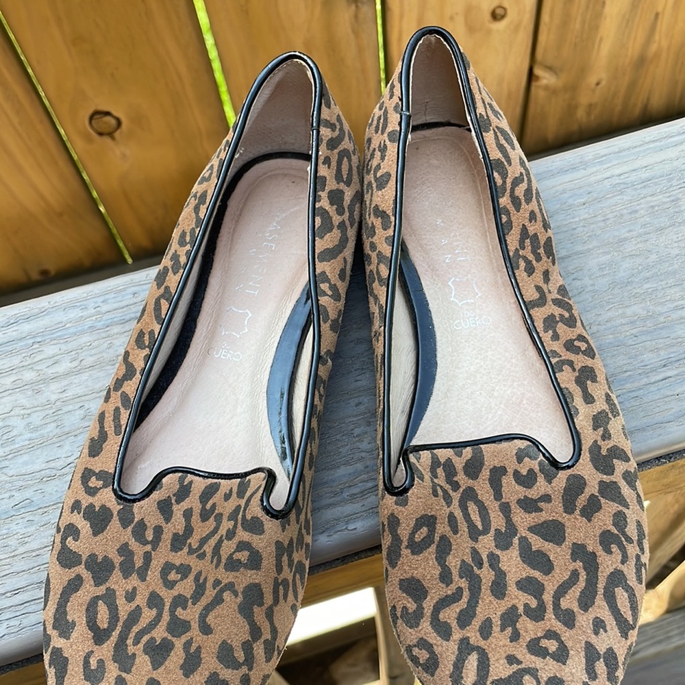 Cheetah Print Flats - Picture 7 of 8